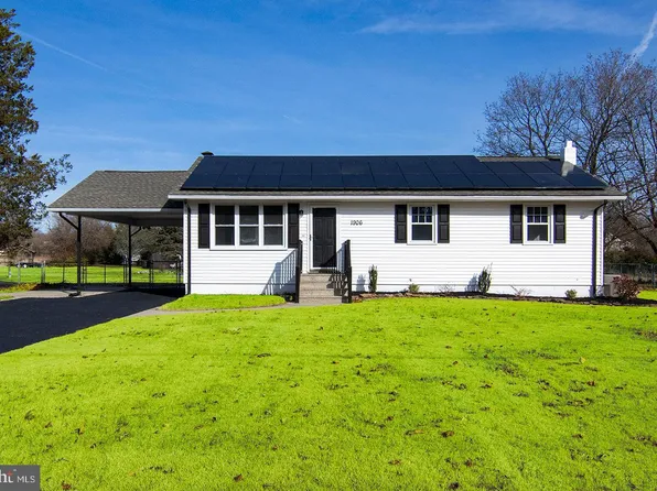 1906 West Blvd, Malaga, NJ 08328