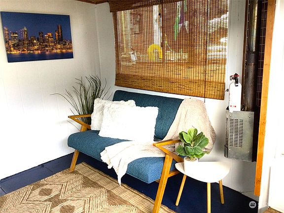2nd image of 2560 Westlake Avenue N #118