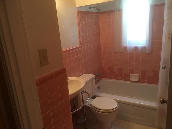 3rd image of 4031 Superior Ave