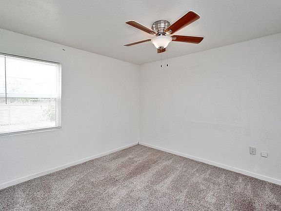 5th image of 28550 Avenue 15 3/4