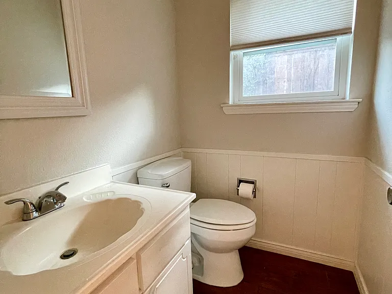 7814 La Manga Dr — Photo 9