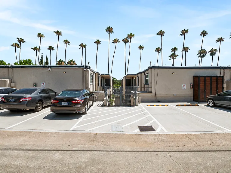 4566 Nebo Dr #F — Photo 11