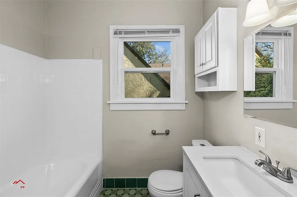 3 bed, 1405 sqft, $1,250 — Photo 4