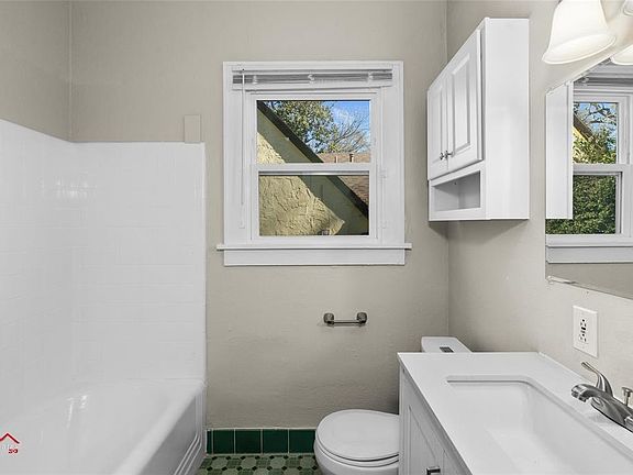 4th image of 741 Cecile Pl #A