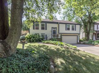 520 Chesley Dr, Lansing, MI
