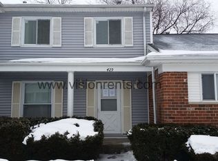 429 Mallview Ln, Bolingbrook, IL 60440