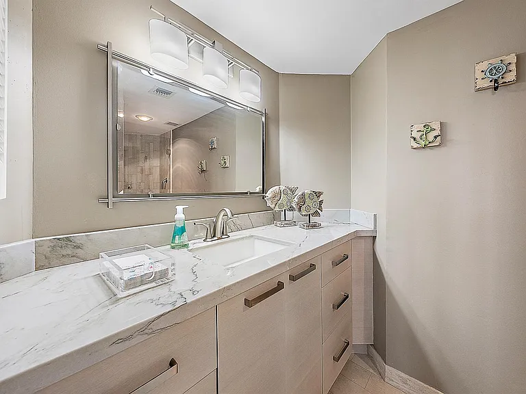 5200 N Ocean Dr #505 — Photo 17