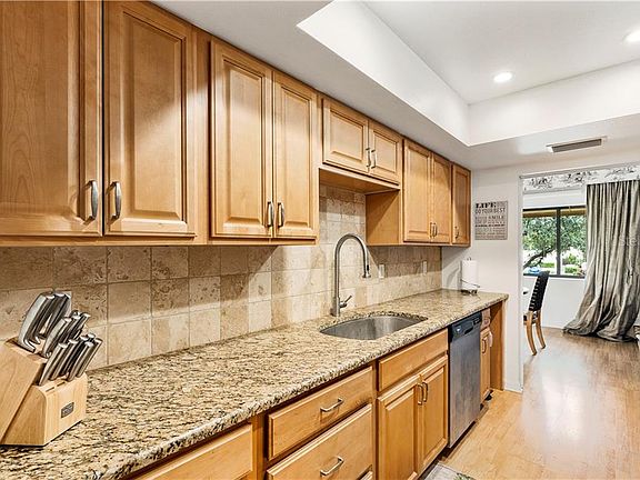 3rd image of 3093 Willow Green Dr #30