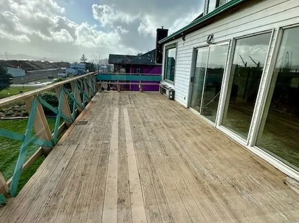 1524 Sheridan Ave, North Bend, OR 97459