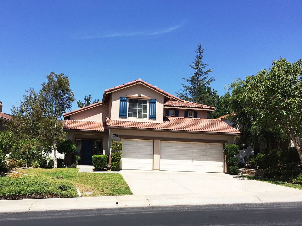 1st image of 3142 Amberwood Ln