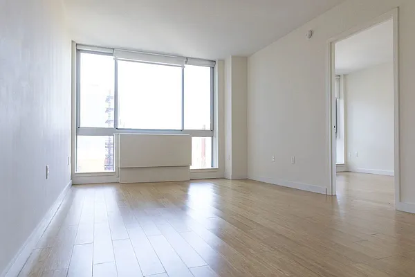 Rented by Kahen Properties | media 15