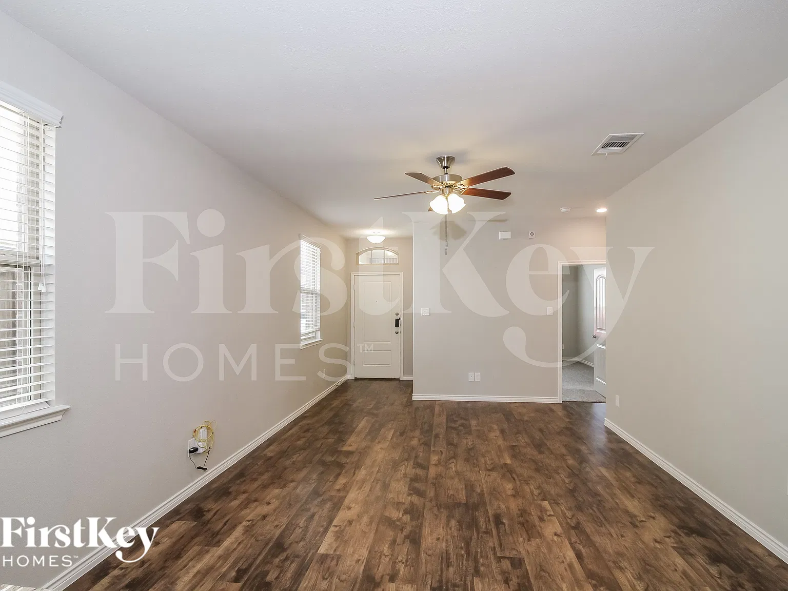 3 bed, 2.0 bath, 1520 sqft, $2,350 — Photo 4