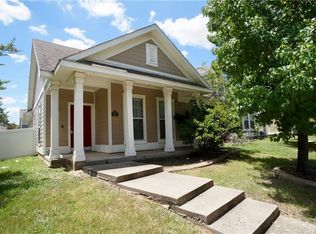 9814 Cedarcrest Dr, Aubrey, TX 76227