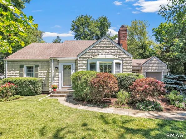 42 Bayberry Road, Fairfield, CT 06825