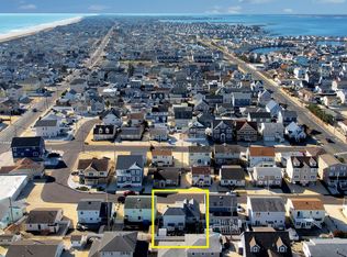 128 Marshmallow Rd, Lavallette, NJ 08735