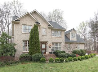 2600 Regents Park Ln, Greensboro, NC 27455