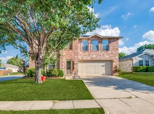 2301 Chestnut Dr, Little Elm, TX 75068