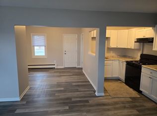 1330 N Stoughton Rd #11331796, Madison, WI 53714