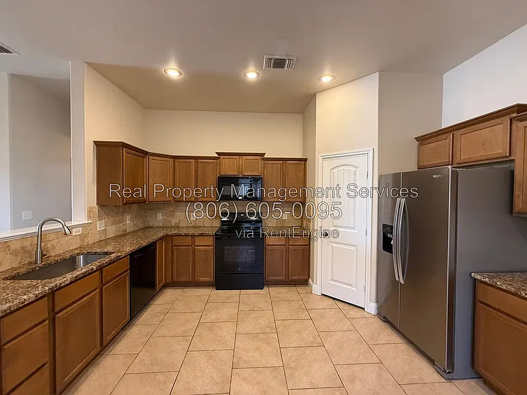 7064 96th St — Photo 4