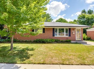 23030 Tuck Rd, Farmington Hills, MI 48336