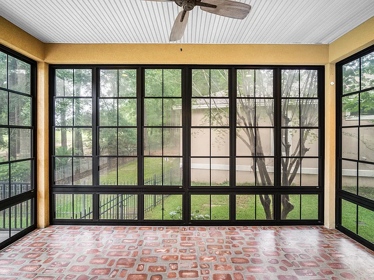 125 Chestnut Rdg — Photo 19