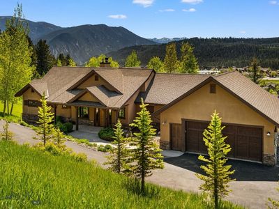 2430 Two Gun White Calf Rd, Big Sky, MT, 59716