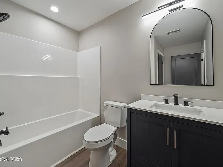 3353 Lay Ave SE — Photo 11