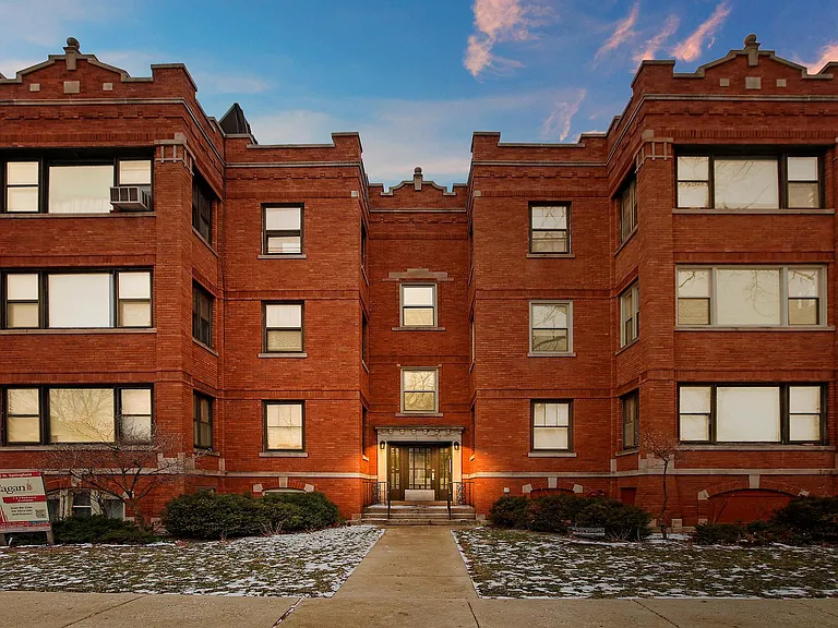 3400-04 N. Springfield/3906-08 W. Roscoe — Photo 3