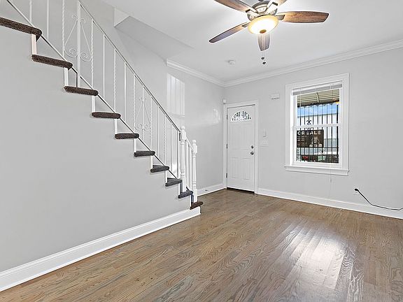 2nd image of 106A Yale Ave