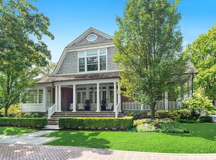 910 Cleveland Rd, Hinsdale, IL 60521