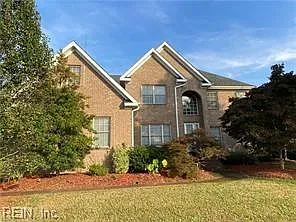 6 bed, 2.0 bath, 3604 sqft, $3,500 — Photo 1