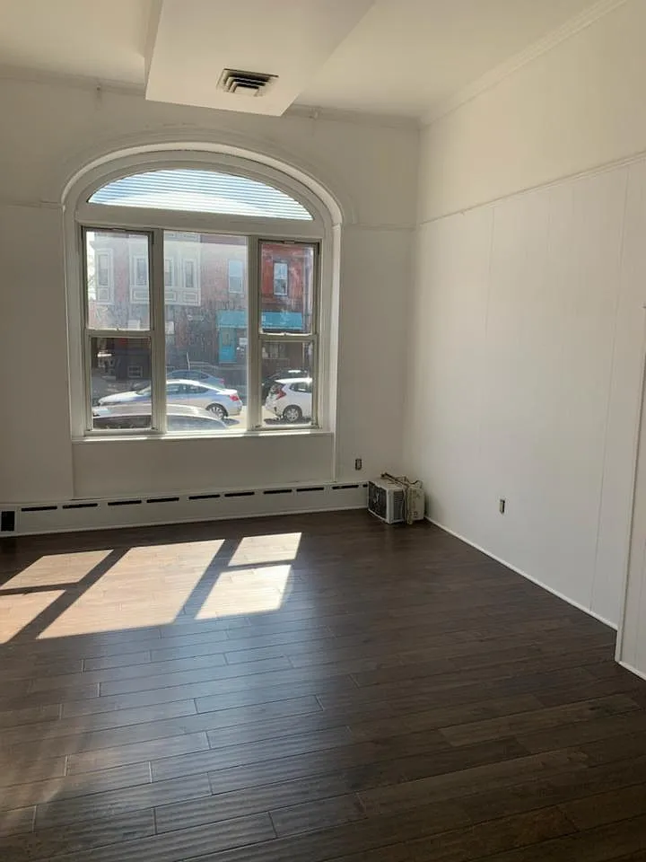 Building Photo - 1530 S Broad St #1