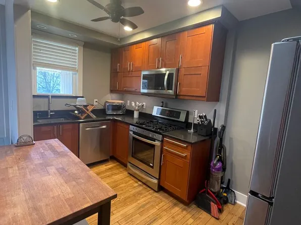 107 Oakland Ct, Pittsburgh, PA 15213