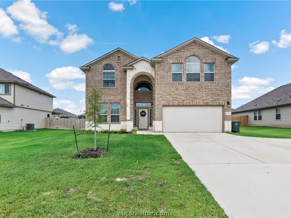 2045 Rock Ridge Ave, Bryan, TX 77807