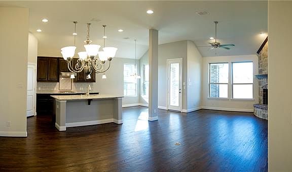 2nd image of 5001 Del Molin Ave