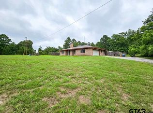 800 An County Rd #414, Palestine, TX 75801