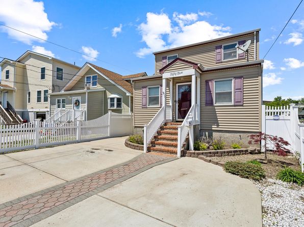 55 West Avenue, Lawrence, NY 11559