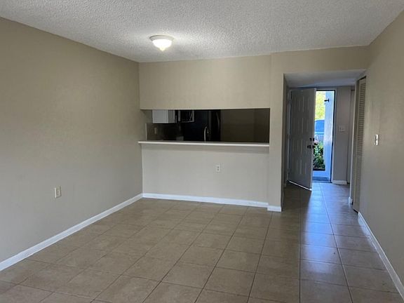 4th image of 971 Lake Terry Drive #A