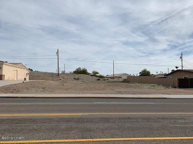 2nd image of 640 Acoma Blvd N Lot 4