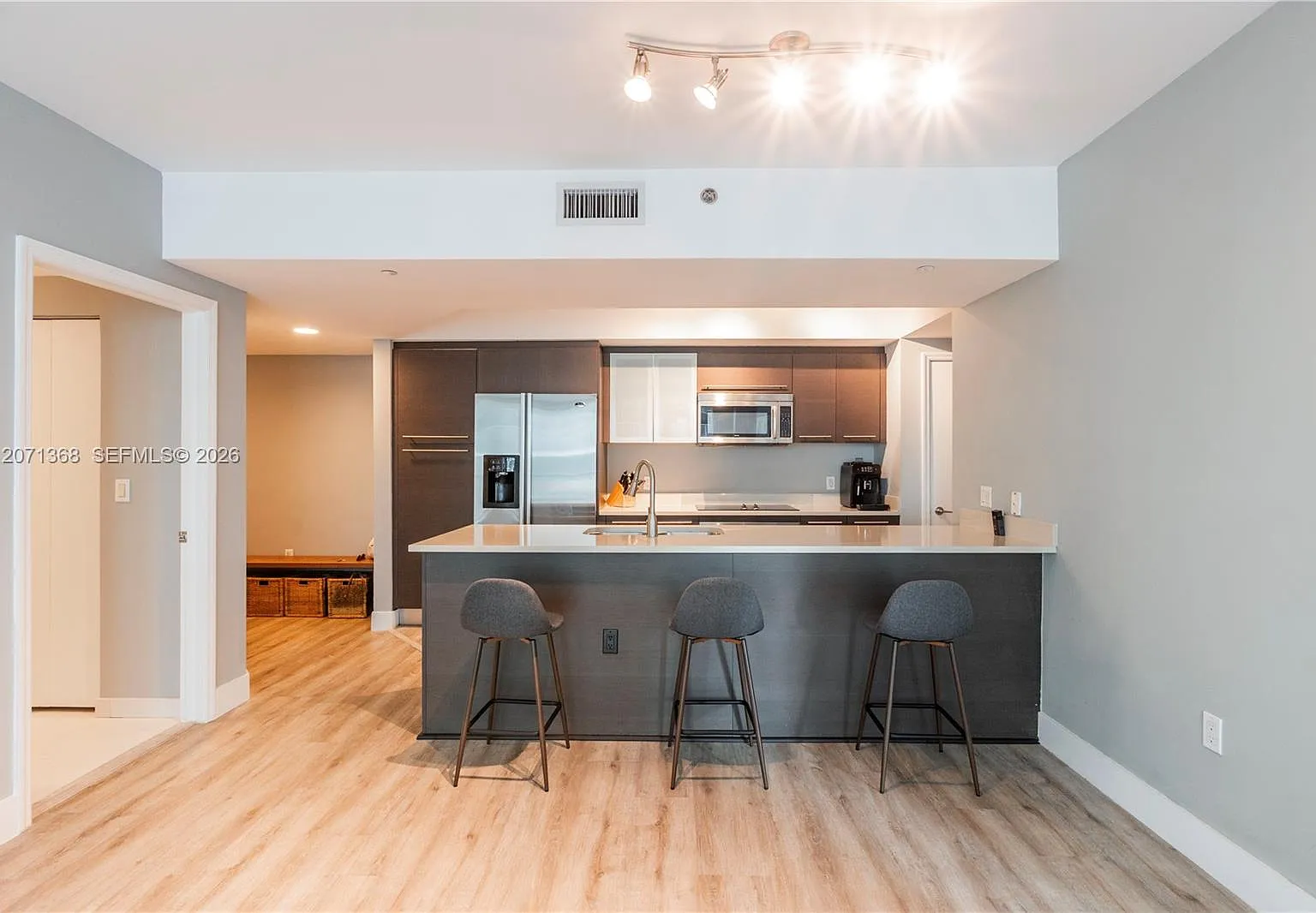 500 Brickell West Condo — Photo 4