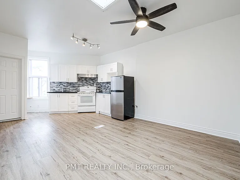2045 Davenport Rd #UPPER — Photo 9