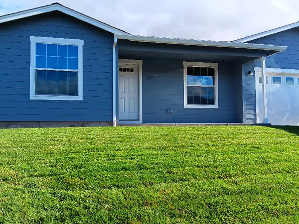 352 Quail Cir, Talent, OR 97540