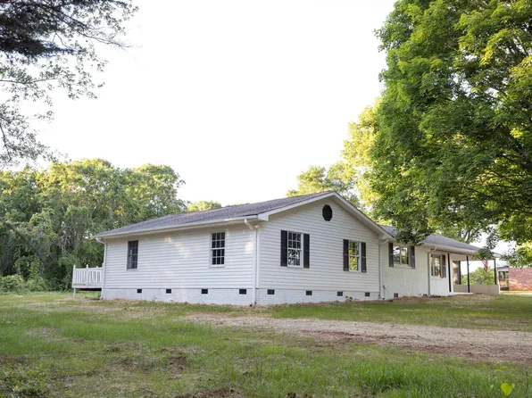 2234 John Dodd Rd, Wellford, SC 29385