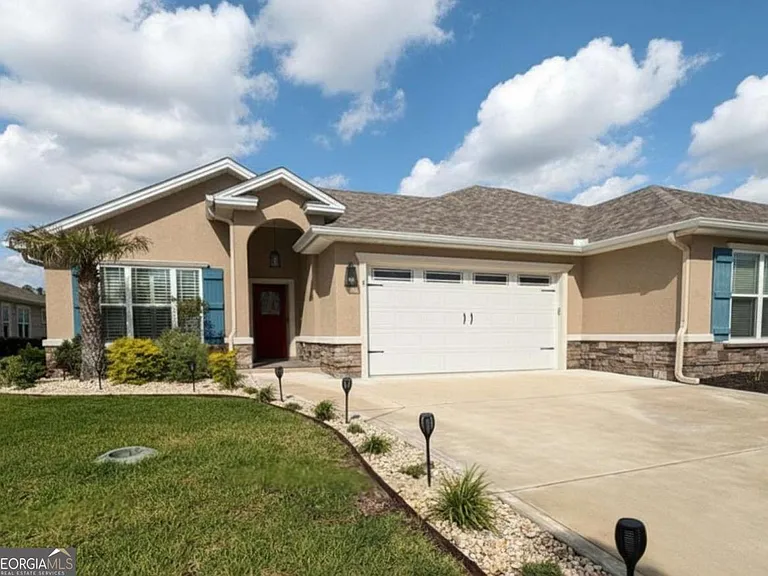174 Ryan Nicholas Dr — Photo 2