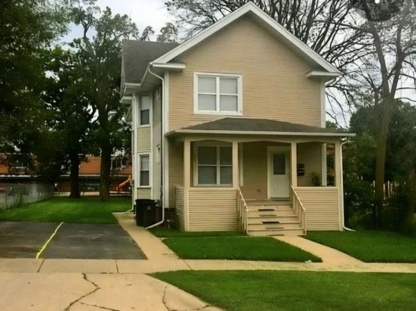 525 South Ave, Waukegan, IL 60085