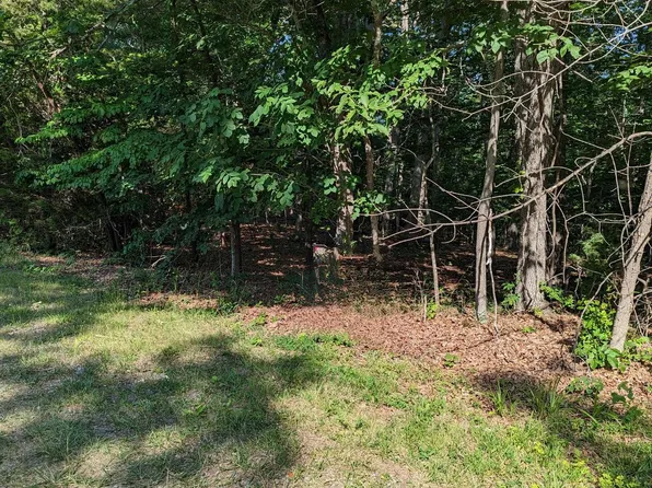 Ash Rd, Front Royal, VA 22630