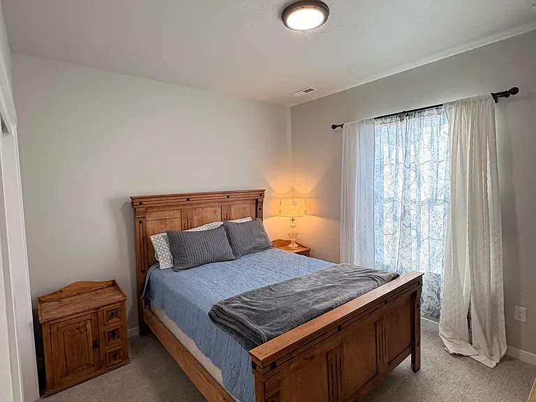 4858 N Elmstone Ave — Photo 10
