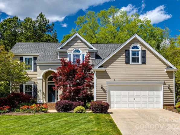 6332 Shining Rock Ct, Charlotte, NC 28277