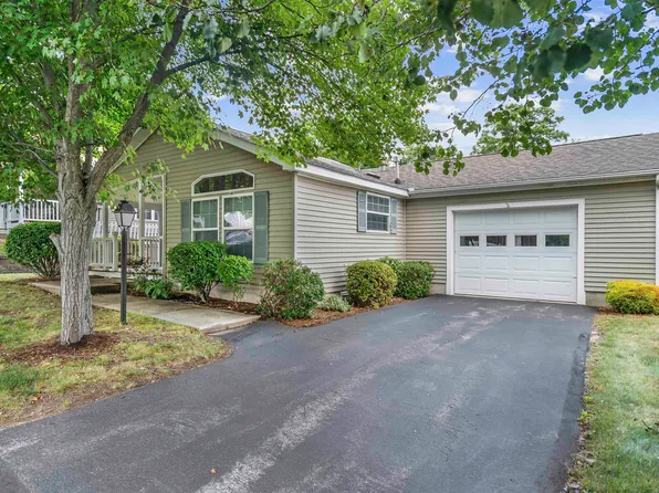 17 Heritage Way, Manchester, NH 03104