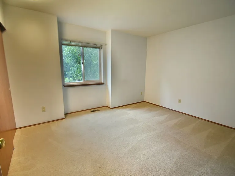 21710 NE 156th St — Photo 13